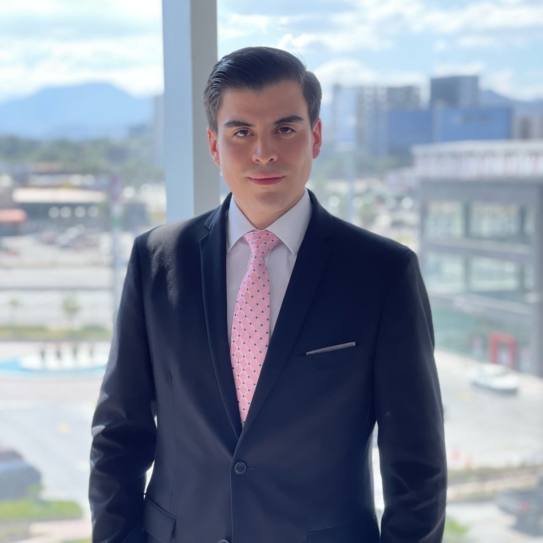 Alejandro Palacios Maycotte — Socio Fundador